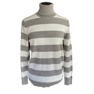 NWOT Tommy Hilfiger Woman’s Gray/White Turtleneck Sweater Size M